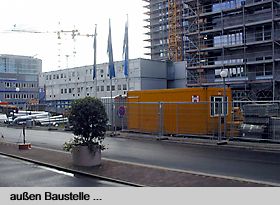 au&szlig;en Baustelle ...